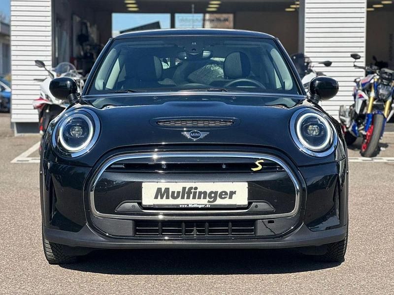 Gebraucht Mini Cooper SE 135 kW (184 PS) 2023 Schwarz Kleinwagen