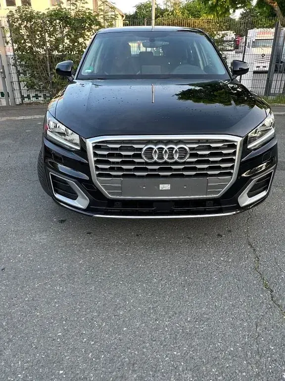 Gebraucht Audi Q2 Sport 150 PS (110 kW) 2019 Schwarz SUV