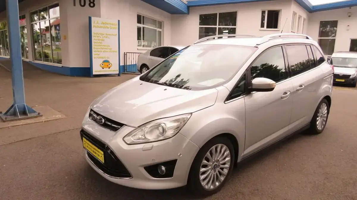 Gebraucht Ford Grand C-Max Titanium 140 PS (102 kW) 2012 Silber Van / Kleinbus