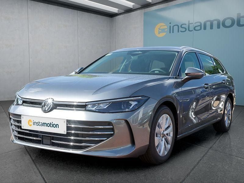Grau Neu 2025 VW Passat Kombi | 41.349 € (Superpreis) - Bild 1/4