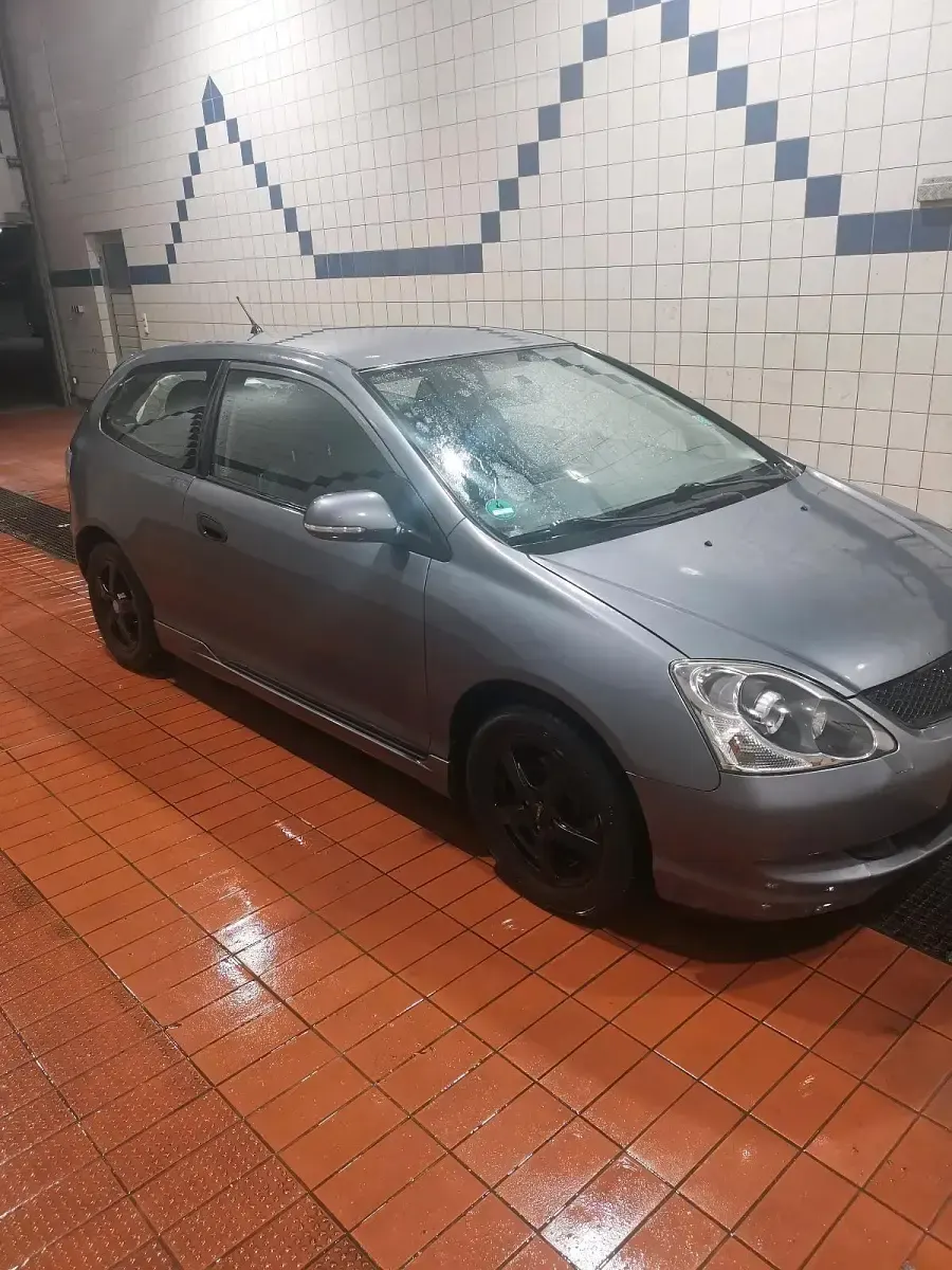 Occasion Honda Civic 90 ch (66 kW) 2004 Vert Berline