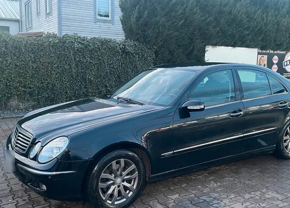 Occasion Mercedes E240 176 ch (129 kW) 2005 Noir Berline
