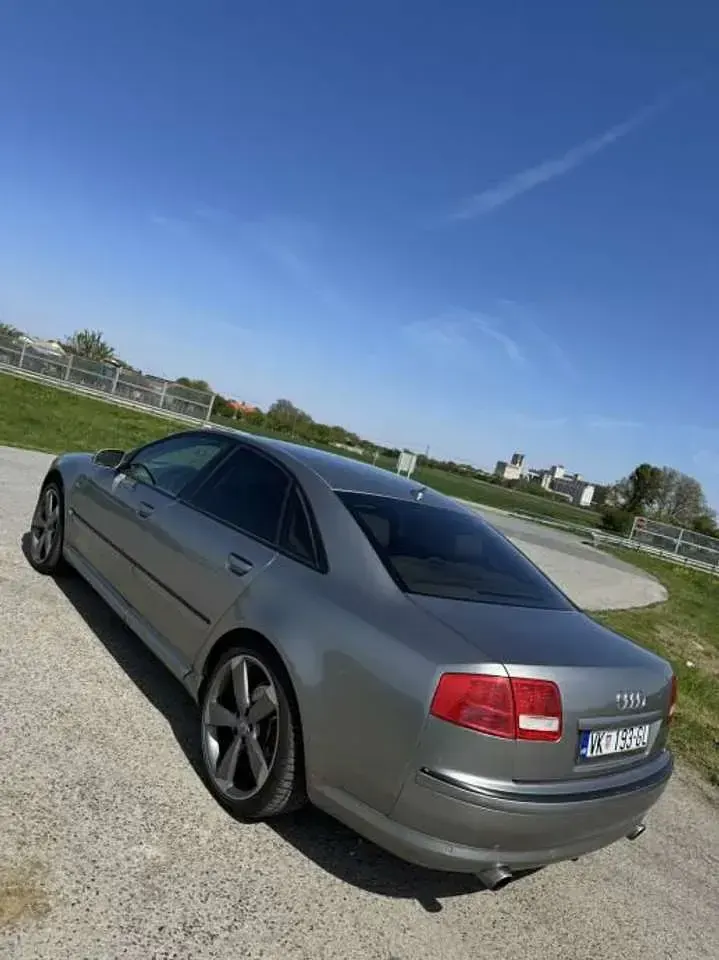 Second-hand Audi A8 334 CP (245 kW) 2006 Berlinǎ