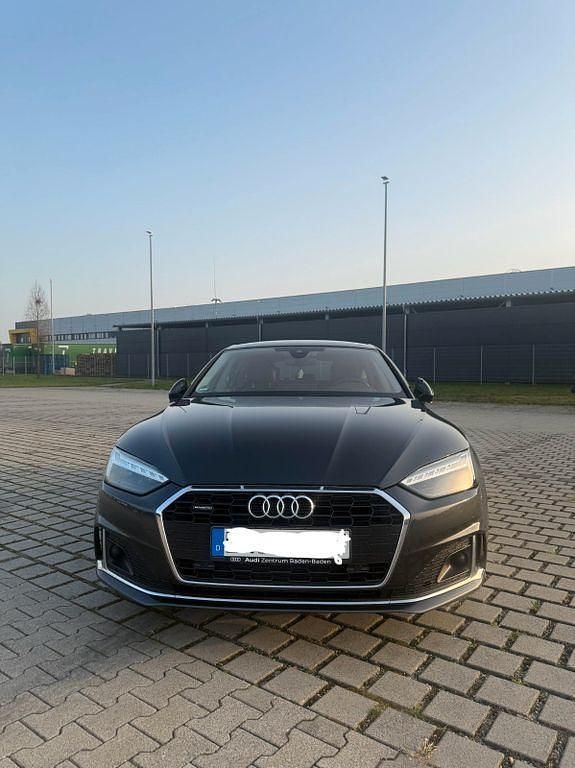 Gebraucht Audi A5 Sportback Ambiente 190 PS (139 kW) 2020 Grau Kleinwagen