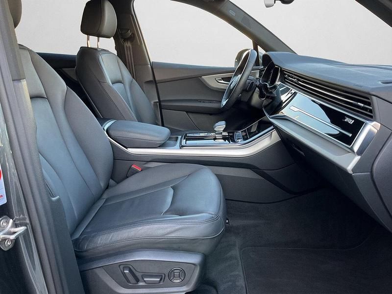 Gebraucht Audi Q7 Ambiente 286 PS (210 kW) 2022 Daytonagrau perleffekt (metallic) SUV