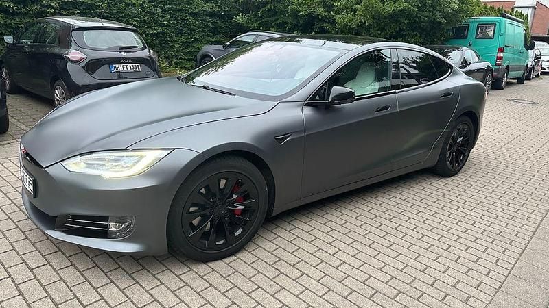 Usado Tesla Model S Performance 386 kW (525 CV) 2018 Azul Utilitario