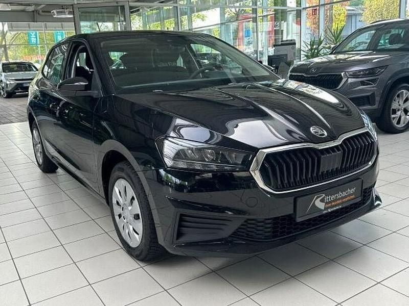 Gebraucht Skoda Fabia Active 95 PS (69 kW) 2024 Schwarzmagic perleffekt Kleinwagen