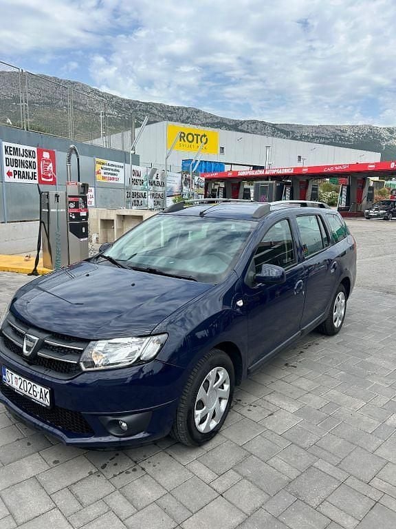 Gebraucht Dacia Logan MCV Comfort 90 PS (66 kW) 2016 Blau Limousine