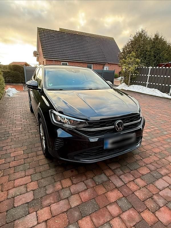 Gebraucht VW Taigo 95 PS (69 kW) 2024 Schwarz SUV
