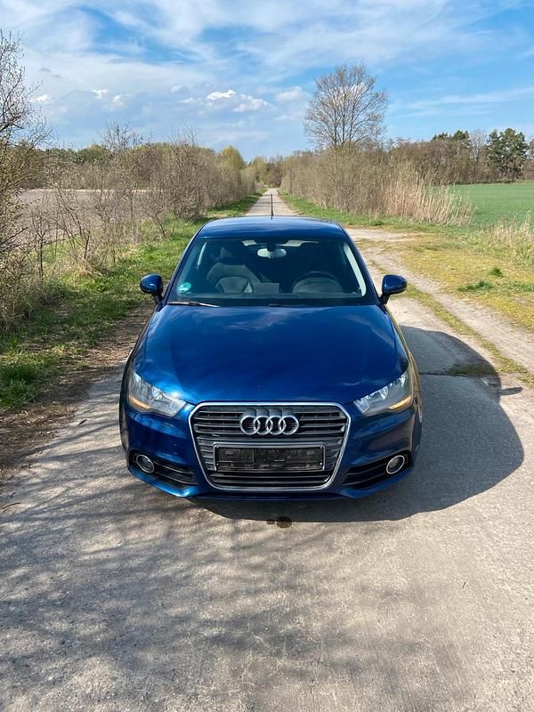 Second-hand Audi A1 122 CP (89 kW) 2010 Hatchback