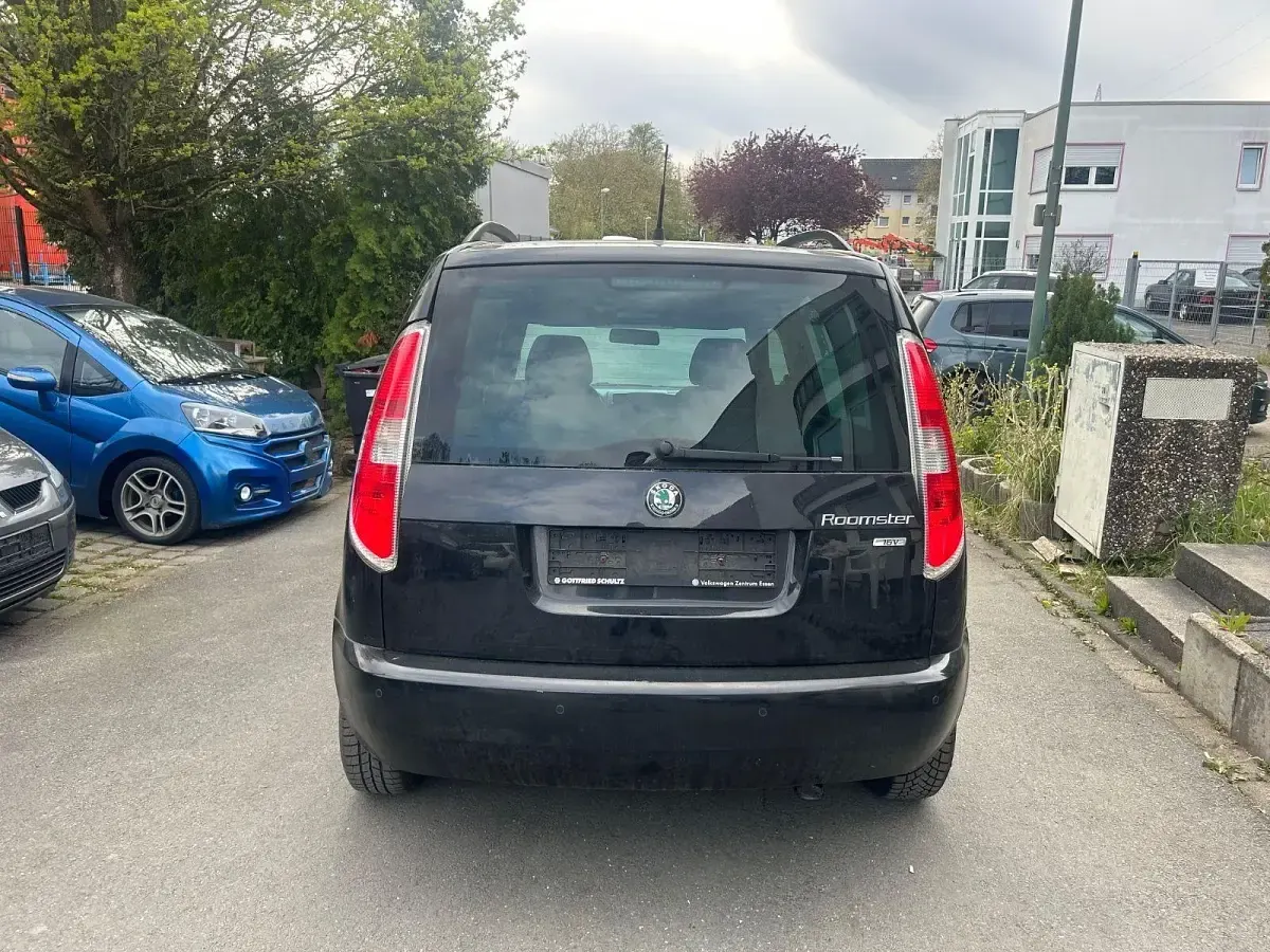Gebraucht Skoda Roomster Plus Edition 86 PS (63 kW) 2011 Schwarz Van / Kleinbus