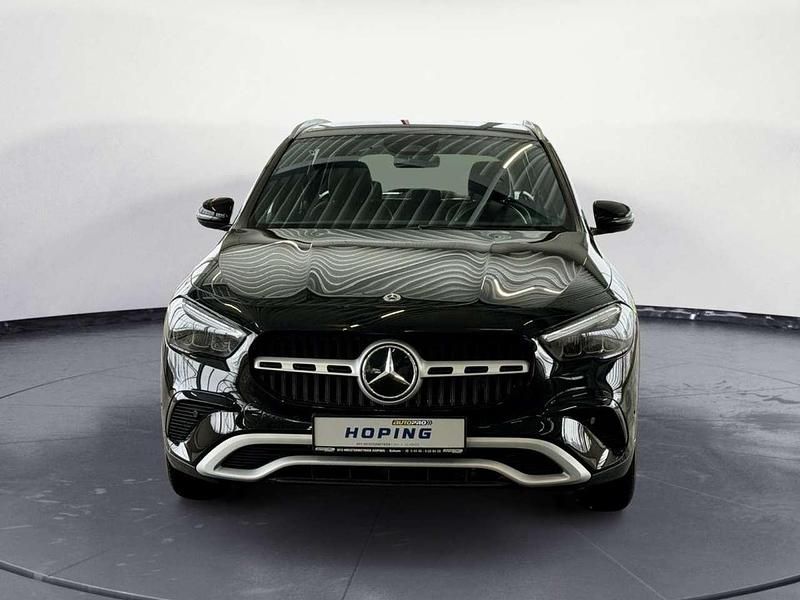Gebraucht Mercedes GLA200 163 PS (119 kW) 2024 Nachtschwarz  unilack SUV
