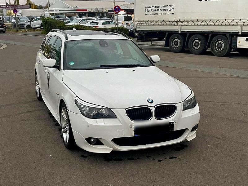 Weiß Gebraucht 2009 BMW 520 M Sport Kombi | 4.350 € (Superpreis) - Bild 1/4