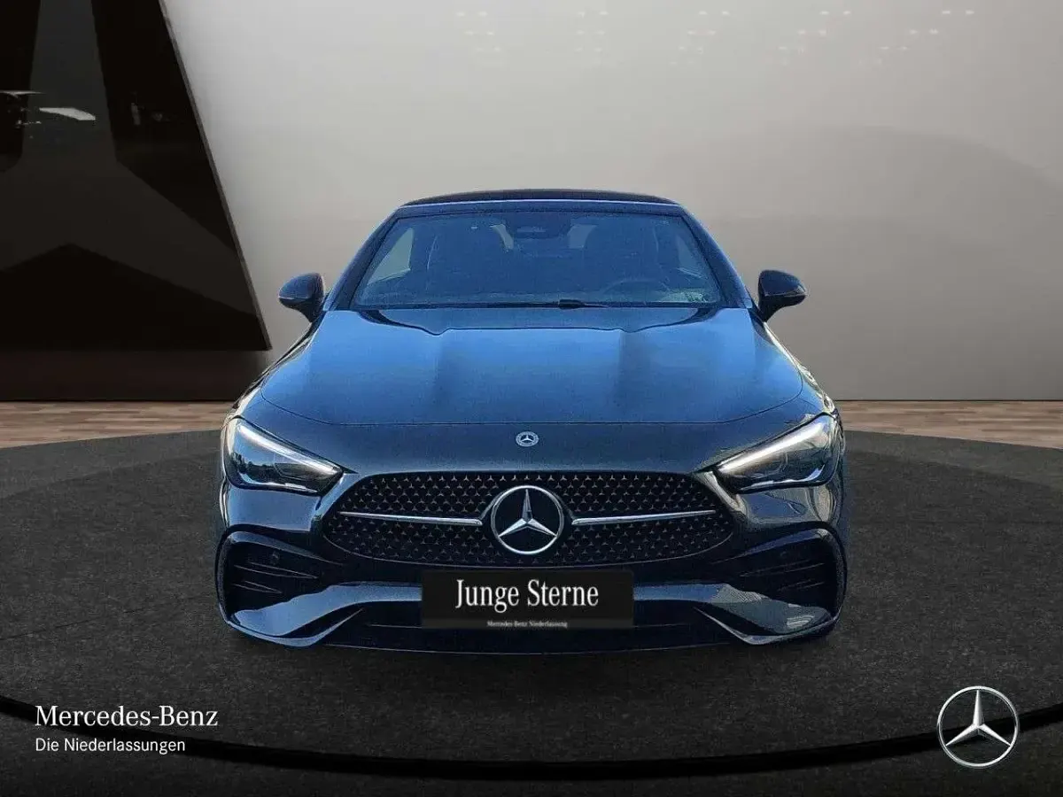 Gebraucht Mercedes CLE220 AMG 197 PS (144 kW) 2025 Graphitgrau Cabrio