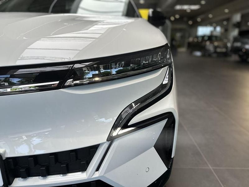 Neu Renault Megane E-Tech Komfort 161 kW (220 PS) 2025 Weiß Limousine