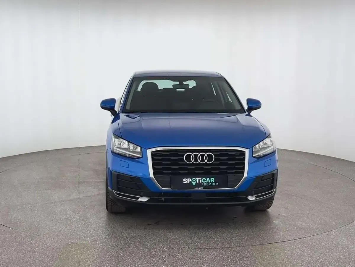 Gebraucht Audi Q2 Basis 116 PS (85 kW) 2019 Blau SUV