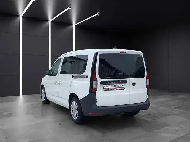 Gebraucht VW Caddy 122 PS (89 kW) 2021 Weiß Van / Kleinbus