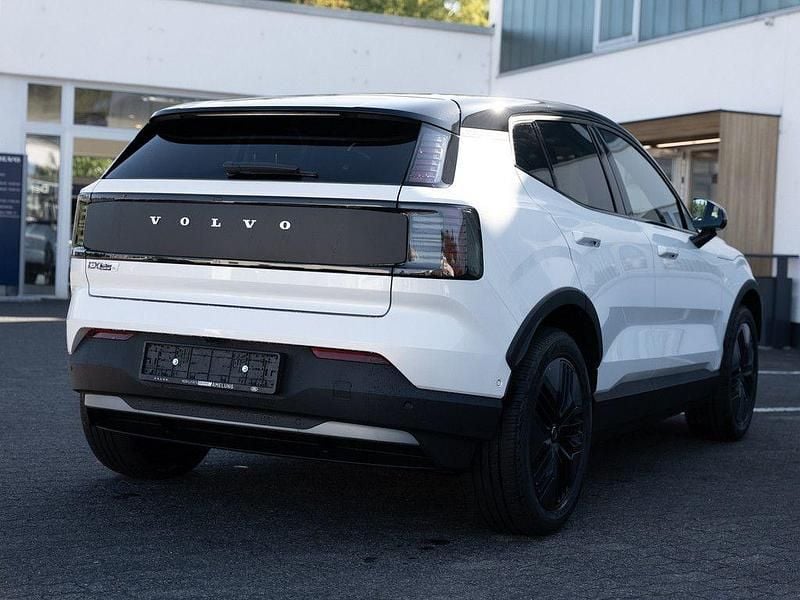 Neu Volvo EX30 CC Performance 314 kW (428 PS) 2025 Weiß SUV