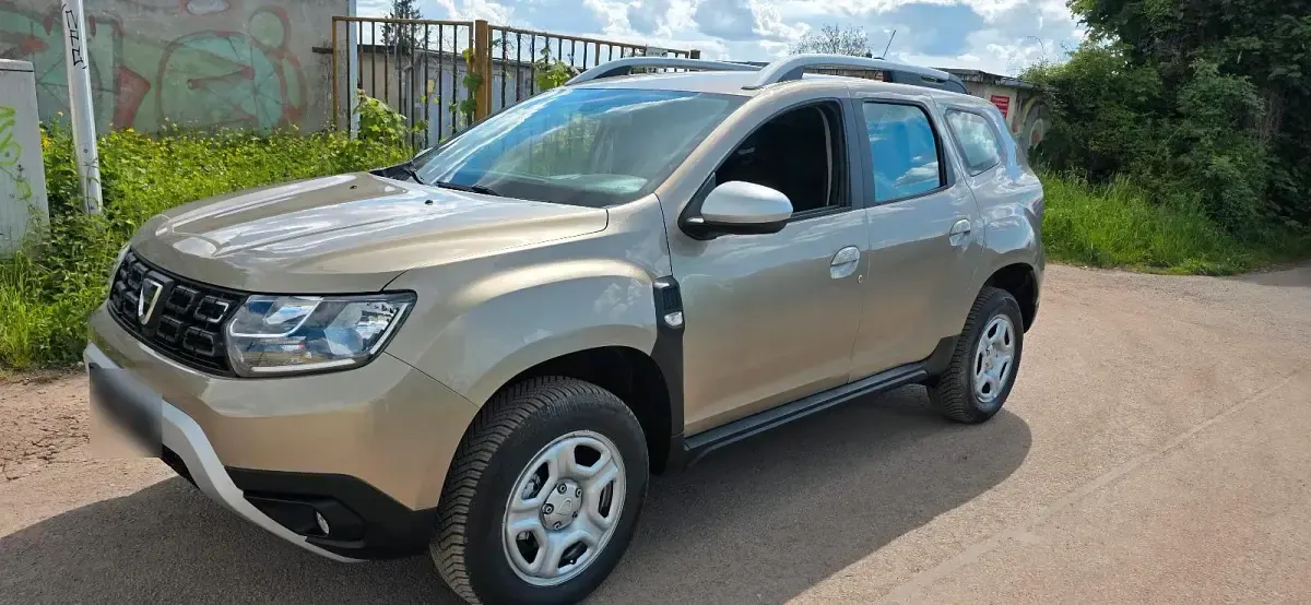 Gebraucht Dacia Duster 125 PS (91 kW) 2018 Gelb SUV