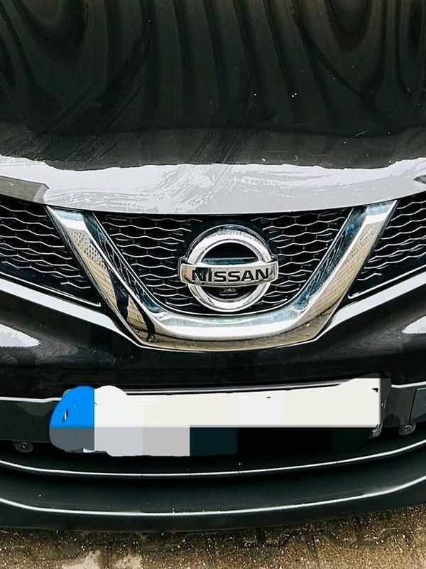 Gebraucht Nissan Qashqai 130 PS (95 kW) 2015 Schwarz SUV