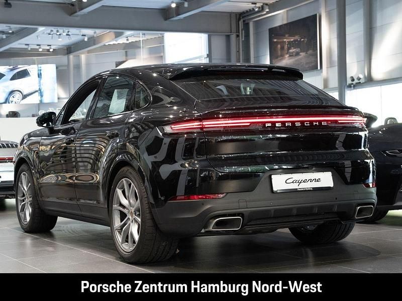 Gebraucht Porsche Cayenne E-Hybrid Coupe 470 PS (345 kW) 2025 Schwarz Coupé