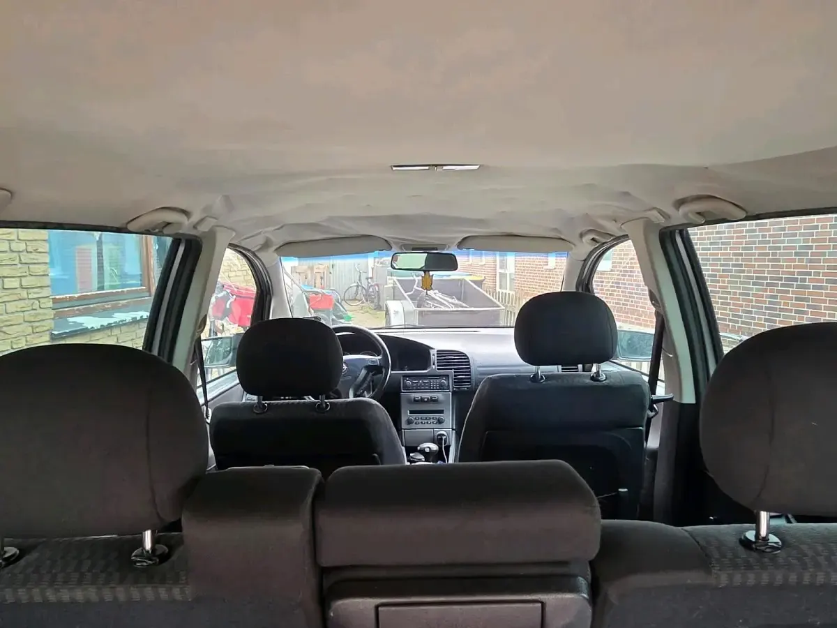 Gebraucht Opel Zafira 150 PS (110 kW) 2004 Silber Van / Kleinbus