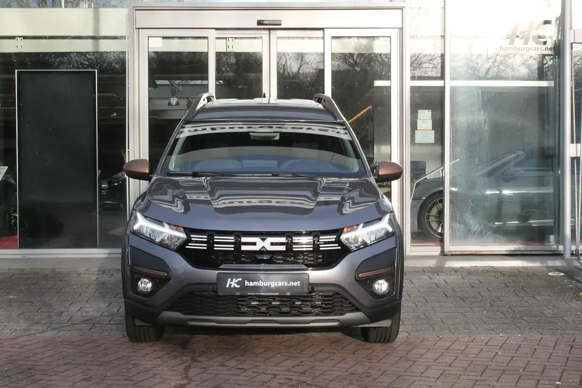 Neu Dacia Jogger Extreme 141 PS (103 kW) 2025 Dolomit grau metallic Van / Kleinbus