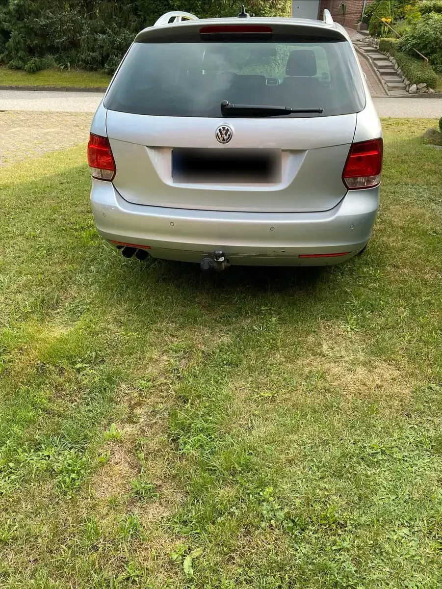 Gebraucht VW Golf VI 140 PS (102 kW) 2011 Silber Kleinwagen