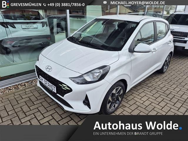 Weiß Neu 2025 Hyundai i10 Trend Kleinwagen | 19.490 € (Etwas zu teuer) - Bild 1/4
