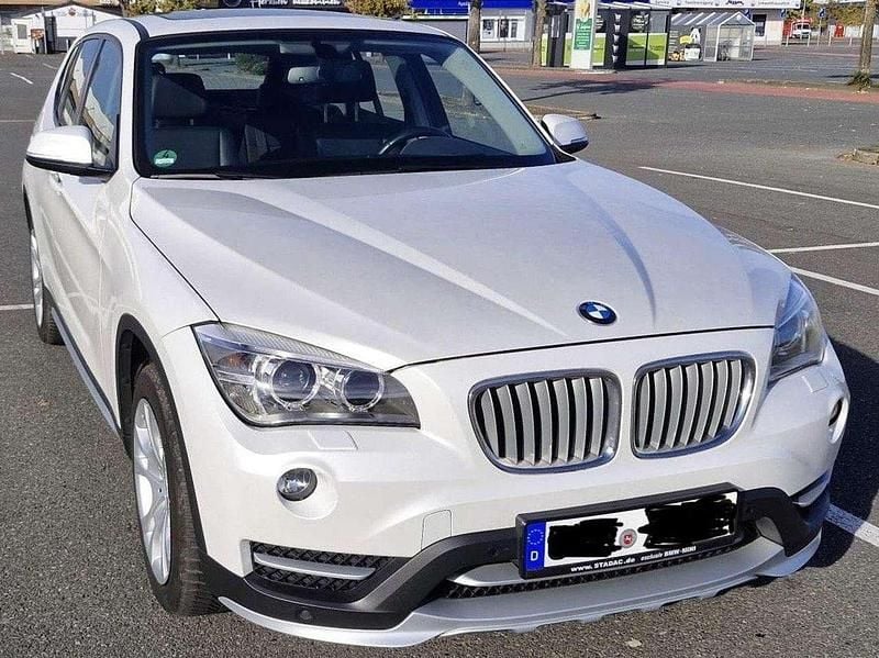 Weiß Gebraucht 2014 BMW X1 SUV | 12.000 € (Fairer Preis) - Bild 1/4