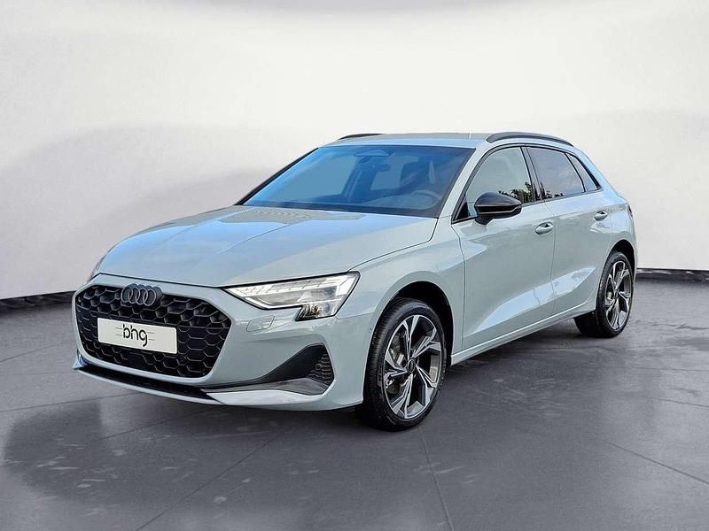 Gebraucht Audi A3 Advanced 116 PS (85 kW) 2025 Pfeilgrau perleffekt Kombi
