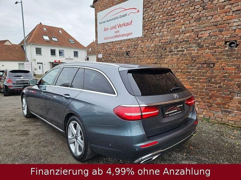 Gebraucht Mercedes E350 Avantgarde 258 PS (189 kW) 2018 Grau Limousine