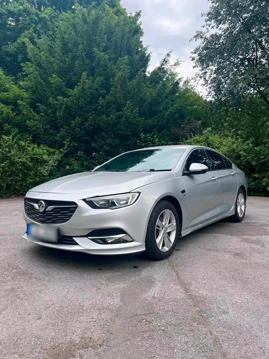 Gebraucht Opel Insignia 136 PS (100 kW) 2017 Silber Limousine