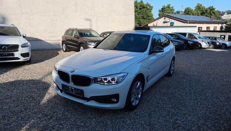 Weiß Gebraucht 2013 BMW 320 Gran Turismo Sport Line Limousine | 19.990 € (Etwas zu teuer) - Bild 1/4