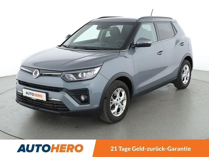 Grau Gebraucht 2024 Ssangyong Tivoli Quartz SUV | 17.400 € (Fairer Preis) - Bild 1/3