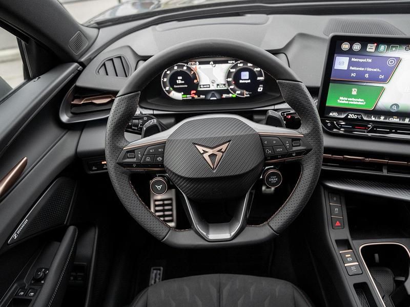 Neu Cupra Terramar VZ 177 PS (130 kW) 2025 Schwarz SUV