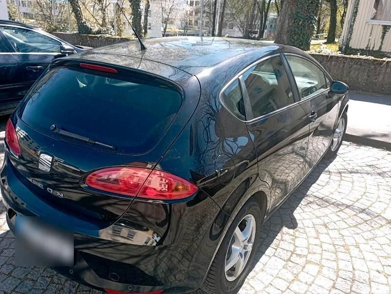 Gebraucht Seat Leon 125 PS (91 kW) 2008 Schwarz Kleinwagen