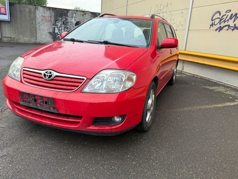Rot Gebraucht 2005 Toyota Corolla Sol Kombi | 4.000 € (Etwas zu teuer) - Bild 1/4