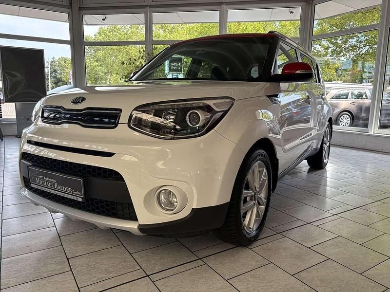 Gebraucht Kia Soul 132 PS (97 kW) 2017 (ah1) clear white red SUV