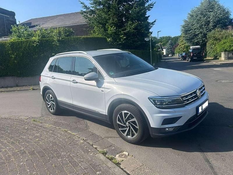 Weiß Gebraucht 2018 VW Tiguan Join SUV | 20.000 € (Fairer Preis) - Bild 1/4