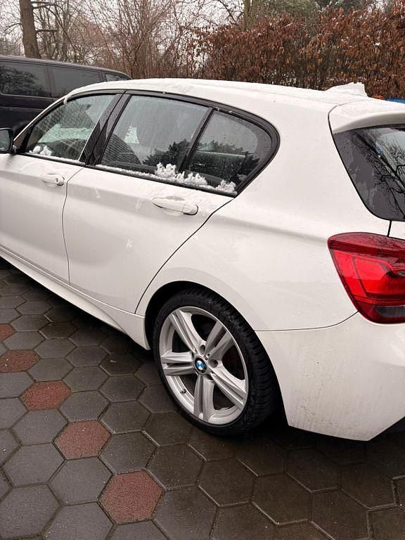 Gebraucht BMW 116 M Sport 116 PS (85 kW) 2015 Weiß Kleinwagen