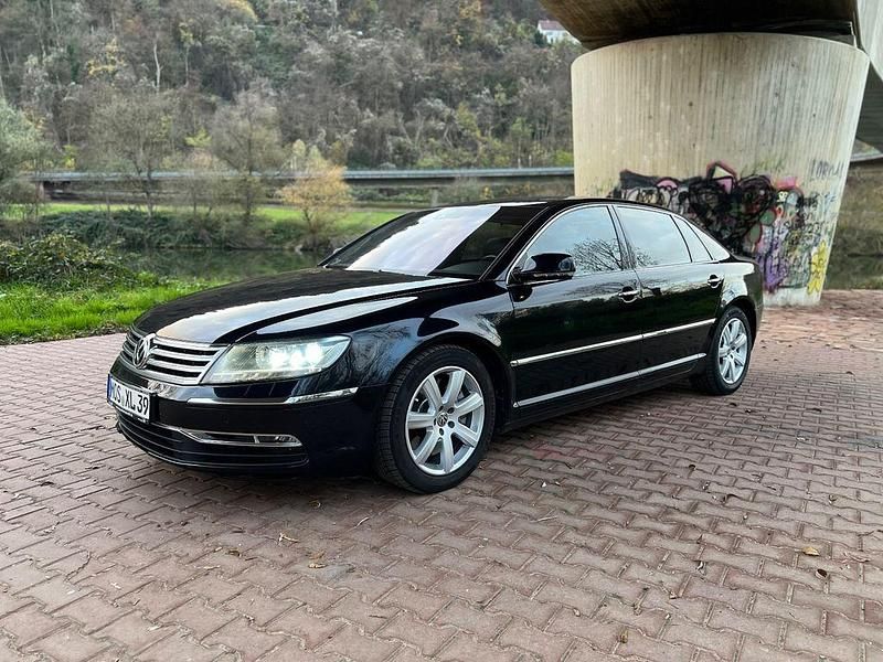 Schwarz Gebraucht 2013 VW Phaeton Limousine | 9.900 € (Teuer) - Bild 1/4