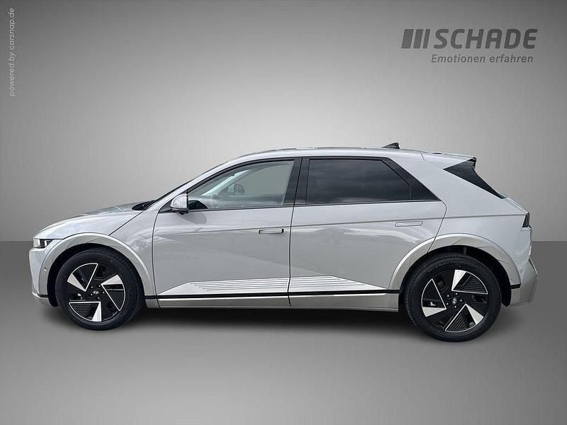 Neu Hyundai Ioniq Techniq 125 kW (170 PS) 2025 Grau Kleinwagen