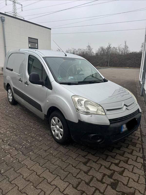 Gebraucht Citroën Berlingo 80 PS (58 kW) 2010 Silber Van / Kleinbus