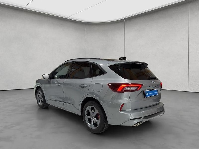 Używany Ford Kuga ST-Line X 151 KM (111 kW) 2024 Srebrny SUV