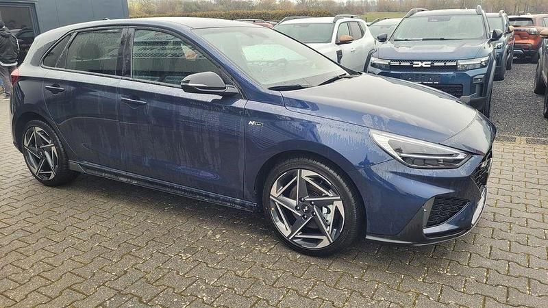Neu Hyundai i30 N Line 140 PS (102 kW) 2025 Blau Limousine