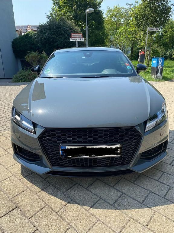 Grau Gebraucht 2016 Audi TTS Sport Coupé | 35.000 € - Bild 1/4