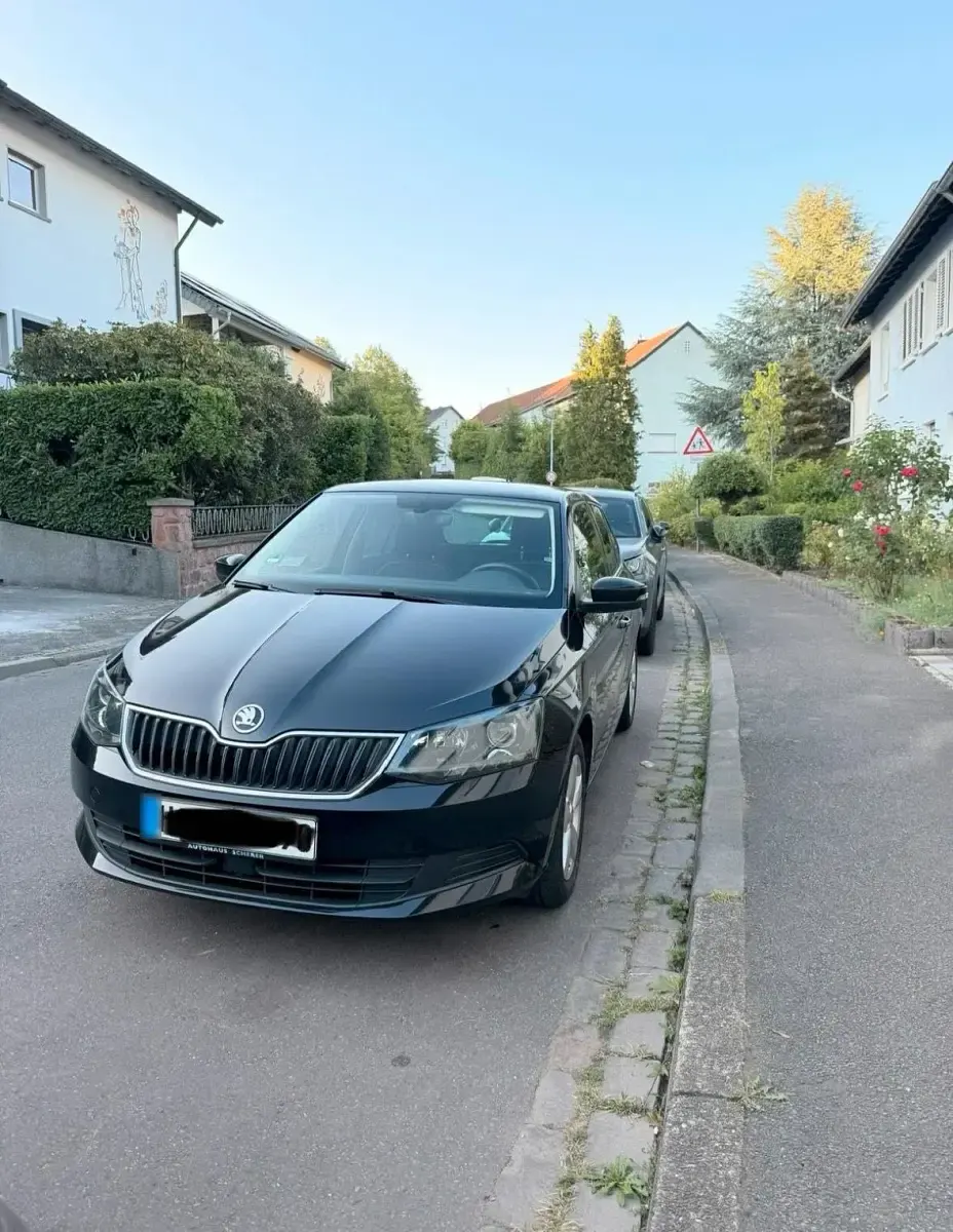 Gebraucht Skoda Fabia 75 PS (55 kW) 2015 Schwarz Kleinwagen