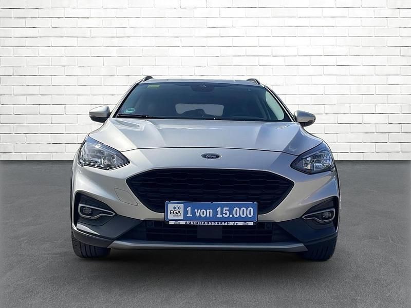 Gebraucht Ford Focus Active 120 PS (88 kW) 2022 Silber Kombi