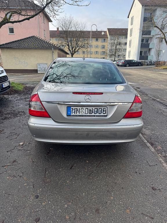 Gebraucht Mercedes E200 184 PS (135 kW) 2006 Grau Limousine